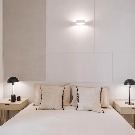Ferreira - 2 Bedrooms In Campo De Ourique Апартаменты *