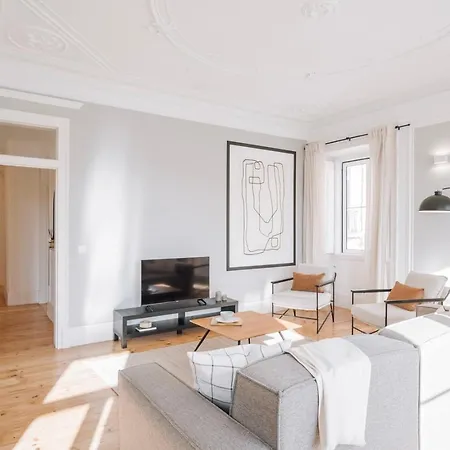 Ferreira - 2 Bedrooms In Campo De Ourique Лиссабон